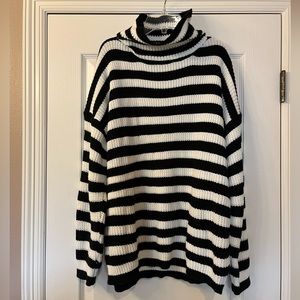 Black and white stripped turtle neck